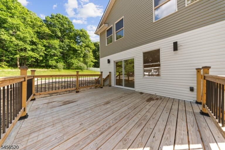 Property listing MLS 4049268 photo 26