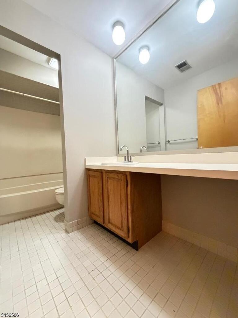 Property listing MLS 4049321 photo 22
