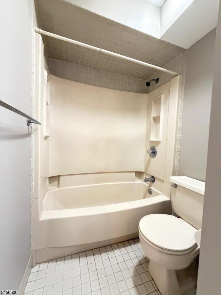 Property listing MLS 4049321 photo 6