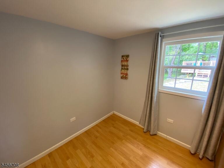 Property listing MLS 4049326 photo 19