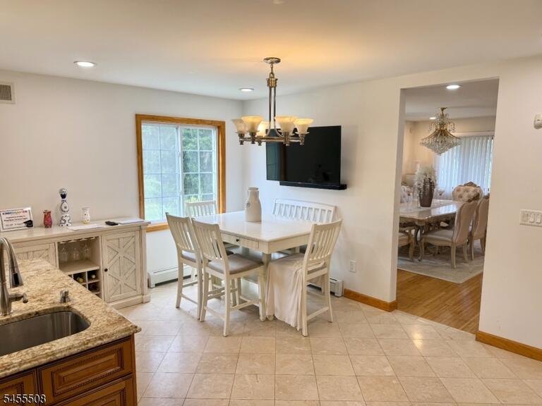 Property listing MLS 4049386 photo 9