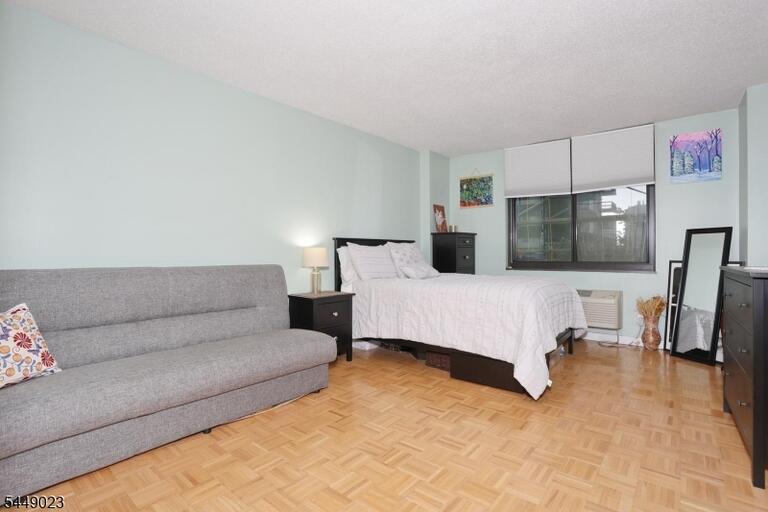 Property listing MLS 4049418 photo 28