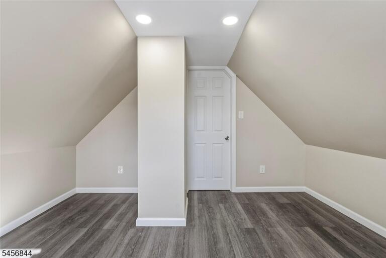 Property listing MLS 4049425 photo 15