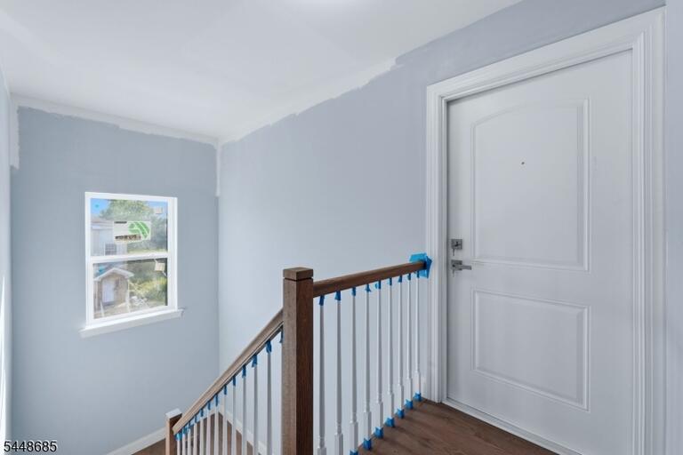 Property listing MLS 4049446 photo 3