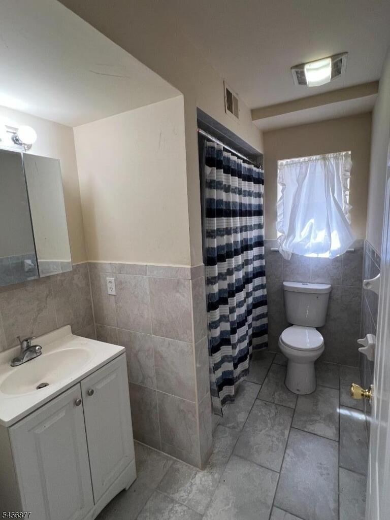 Property listing MLS 4049452 photo 12
