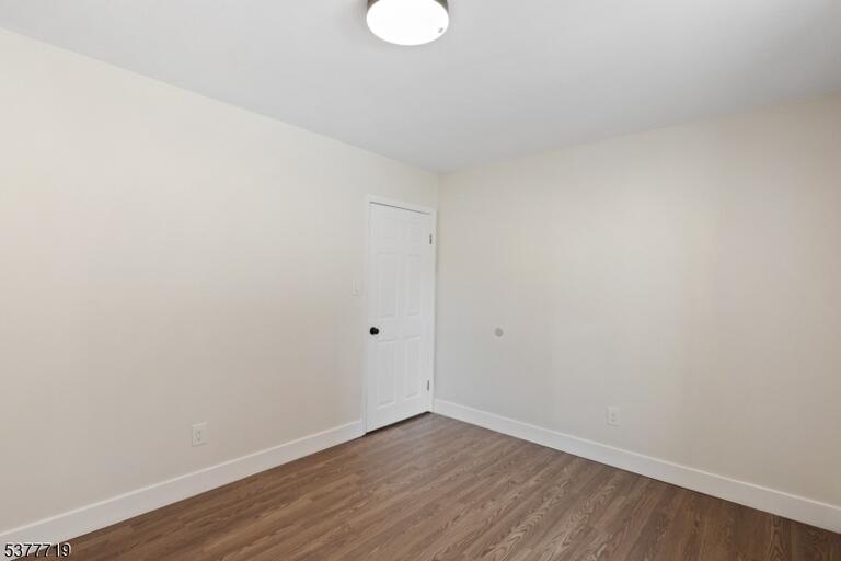 Property listing MLS 4049454 photo 12