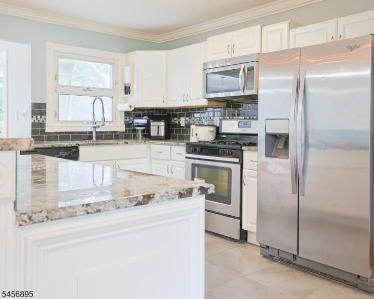 Property listing MLS 4049466 photo 9