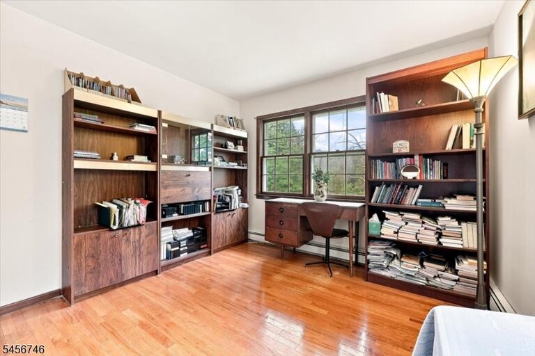 Property listing MLS 4049468 photo 17