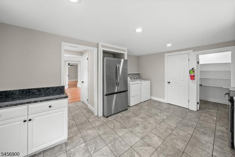 Property listing MLS 4049474 photo 42