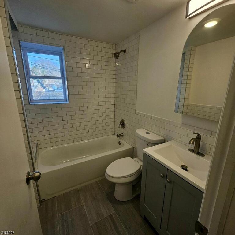 Property listing MLS 4049494 photo 26