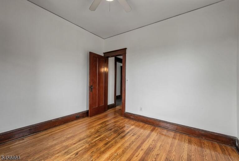 Property listing MLS 4049509 photo 16