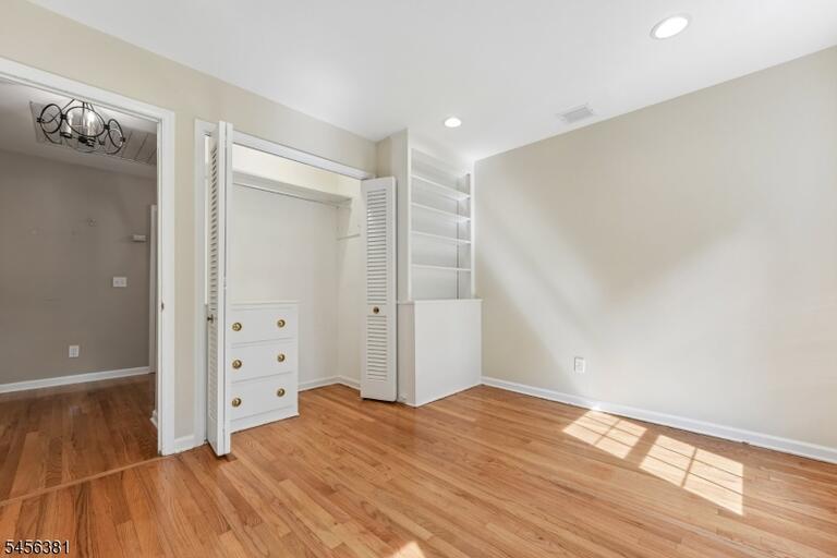 Property listing MLS 4049510 photo 17