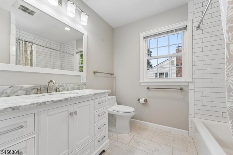 Property listing MLS 4049510 photo 21