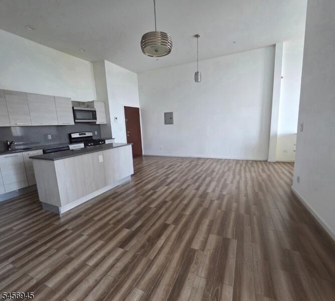 Property listing MLS 4049516 photo 6