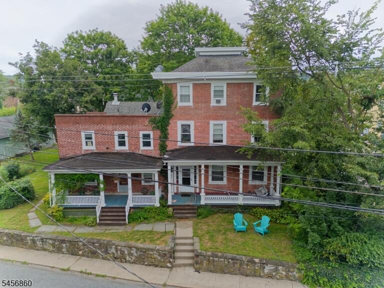 Property listing MLS 4049520 photo 2