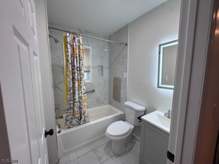Property listing MLS 4049530 photo 5