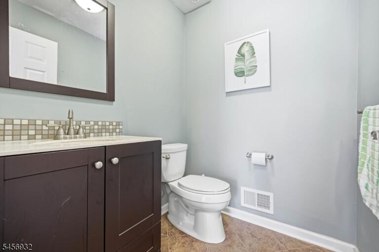Property listing MLS 4049536 photo 13
