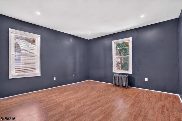 Property listing MLS 4049541 photo 15