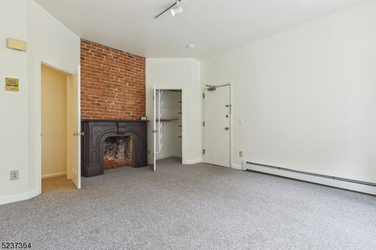 Property listing MLS 4049552 photo 7