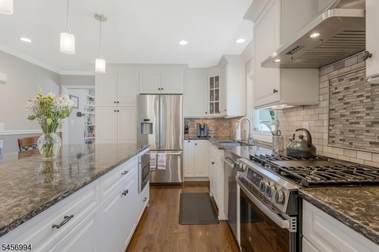Property listing MLS 4049562 photo 15