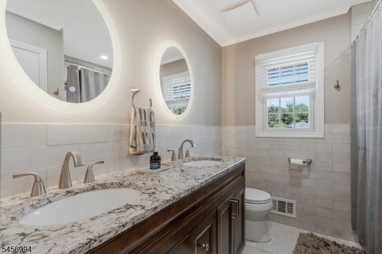 Property listing MLS 4049562 photo 26