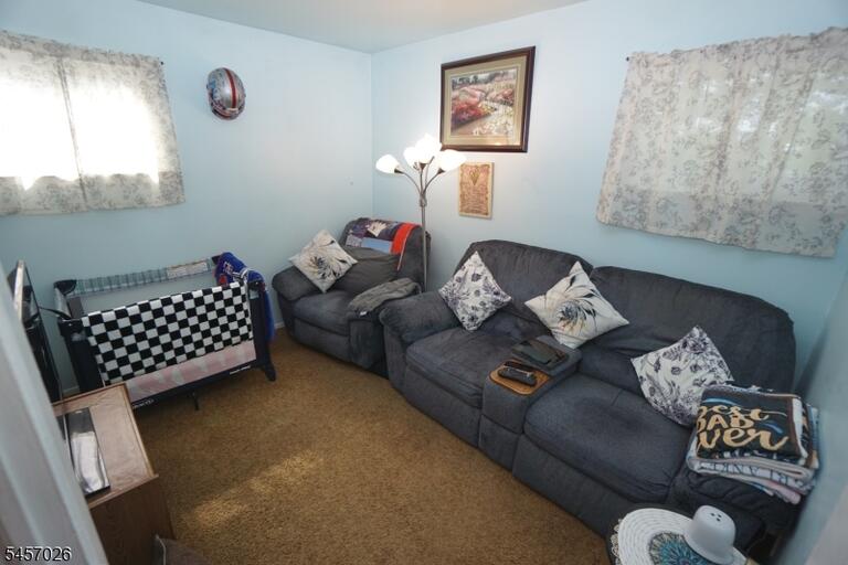 Property listing MLS 4049584 photo 12