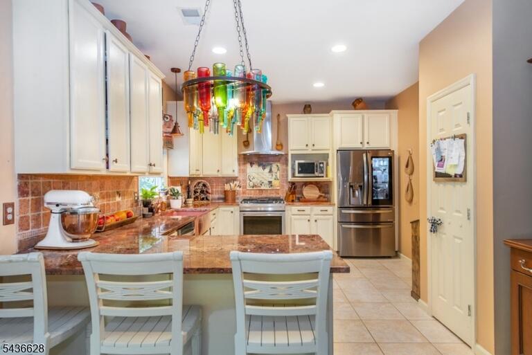 Property listing MLS 4049585 photo 16