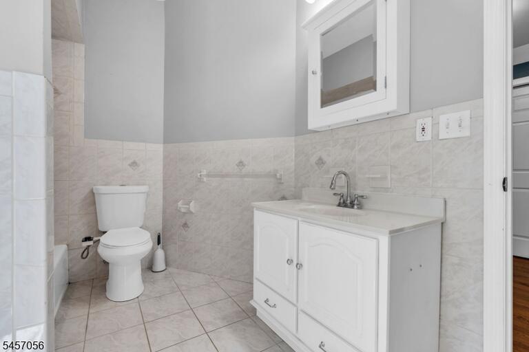 Property listing MLS 4049598 photo 22