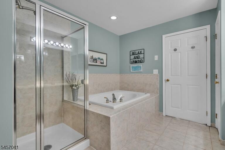 Property listing MLS 4049599 photo 22