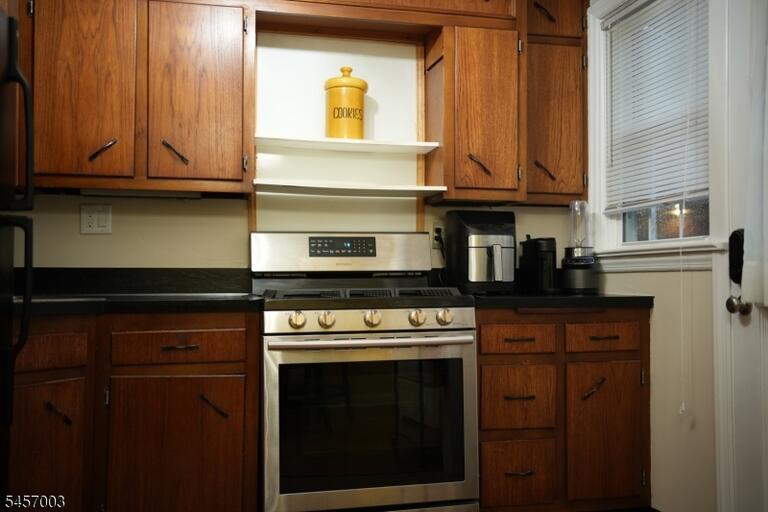 Property listing MLS 4049603 photo 3