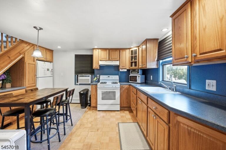 Property listing MLS 4049604 photo 11