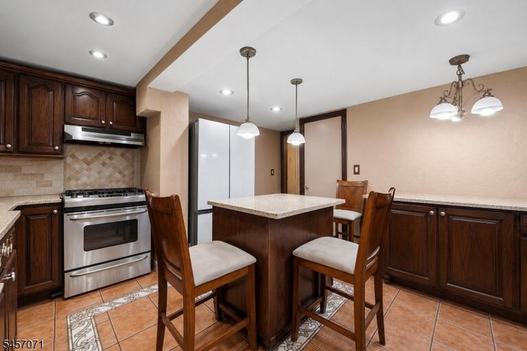 Property listing MLS 4049605 photo 7