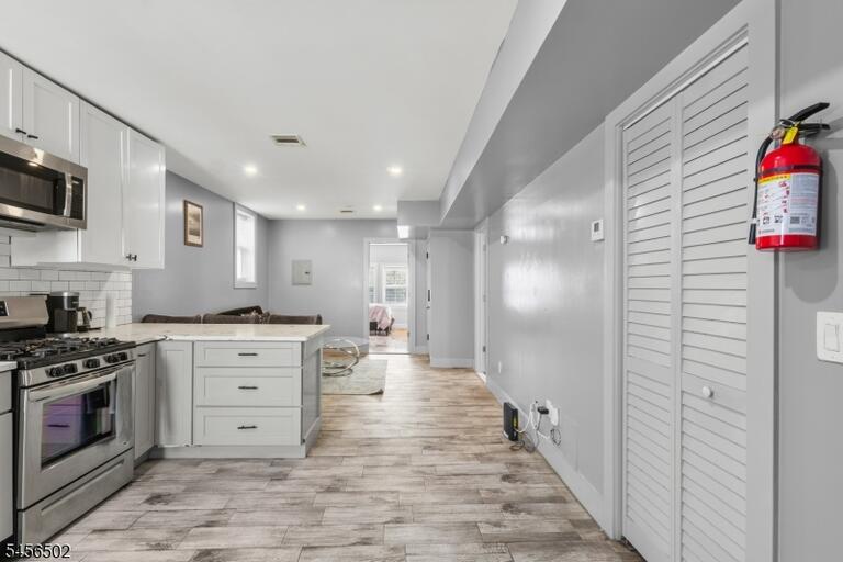 Property listing MLS 4049606 photo 2