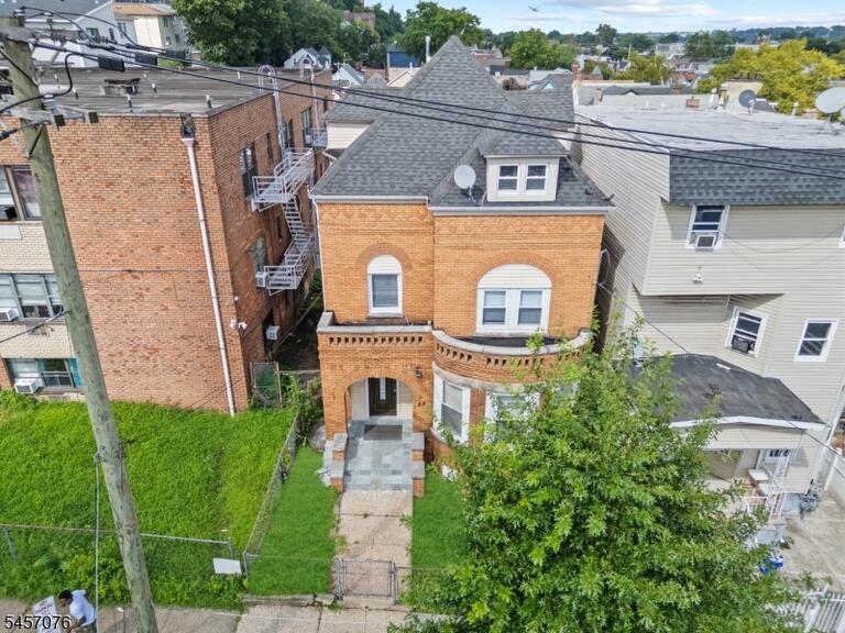 Property listing MLS 4049610 photo 11