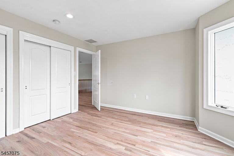 Property listing MLS 4049612 photo 32