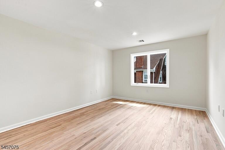 Property listing MLS 4049612 photo 35