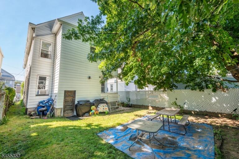Property listing MLS 4049618 photo 24