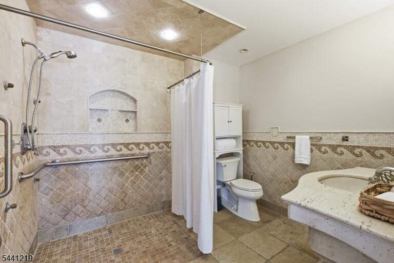 Property listing MLS 4049625 photo 11