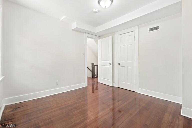 Property listing MLS 4049633 photo 23