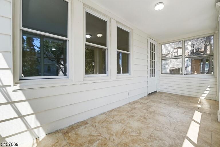 Property listing MLS 4049633 photo 7