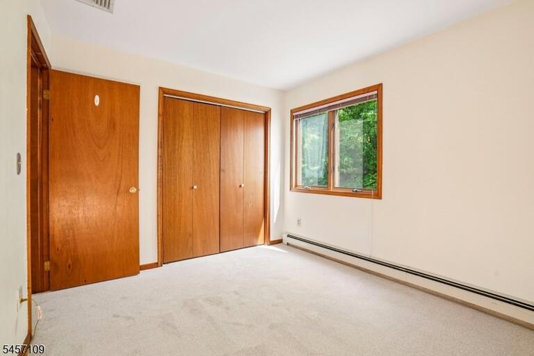 Property listing MLS 4049640 photo 25