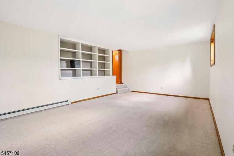 Property listing MLS 4049640 photo 32