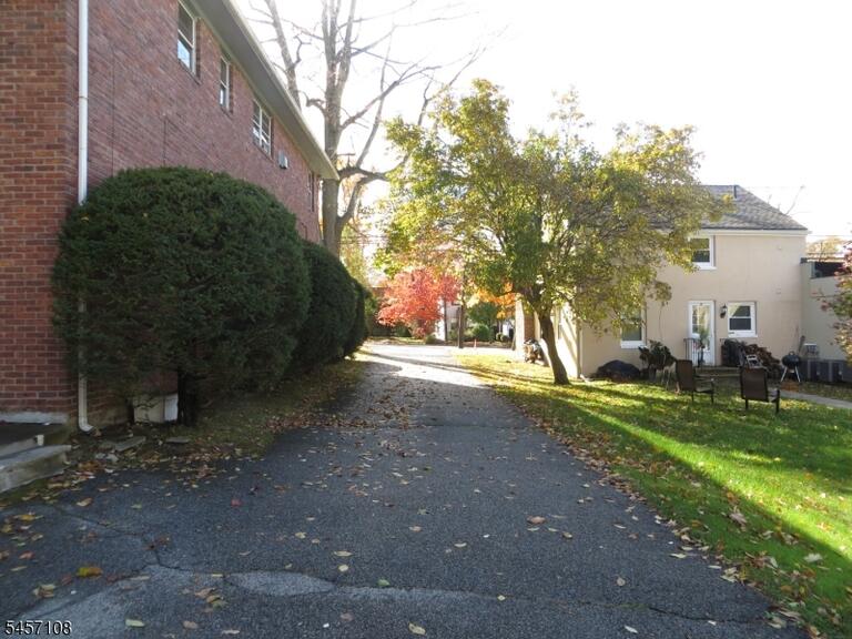 Property listing MLS 4049655 photo 5