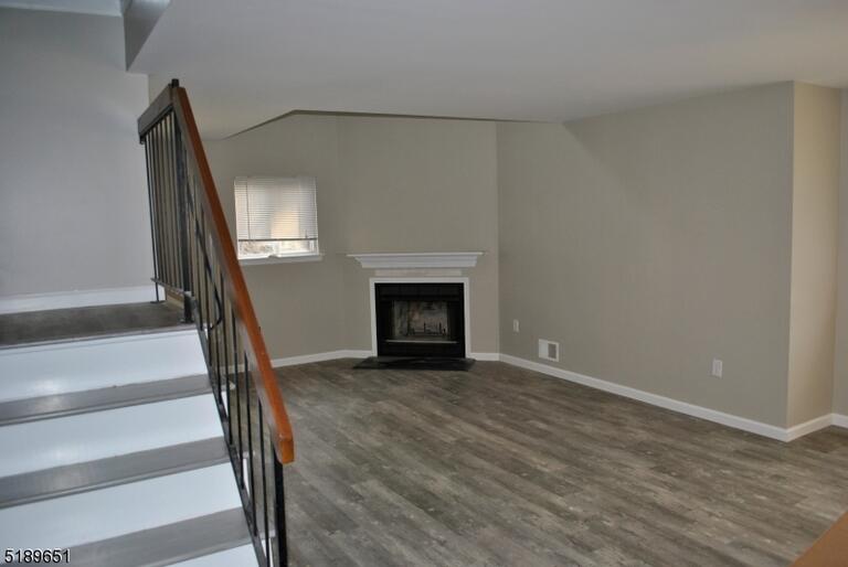 Property listing MLS 4049657 photo 7