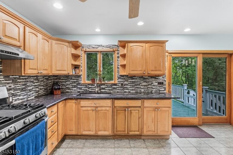 Property listing MLS 4049658 photo 8