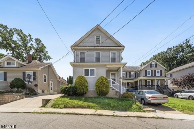 Property listing MLS 4049660 photo 1