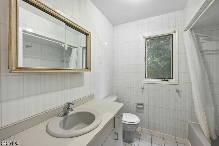 Property listing MLS 4049672 photo 20