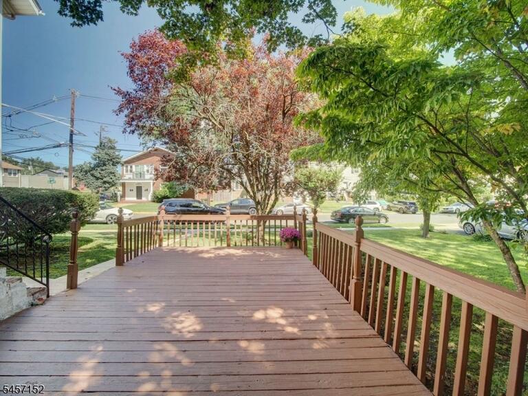 Property listing MLS 4049683 photo 24