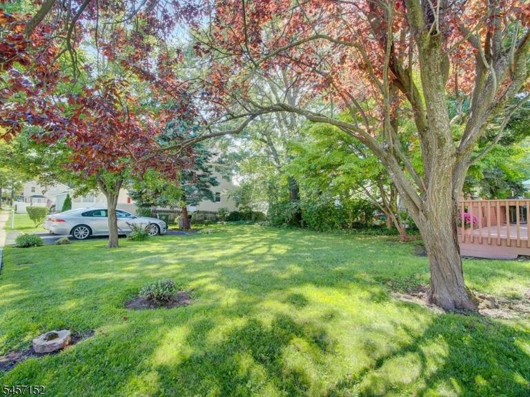 Property listing MLS 4049683 photo 25
