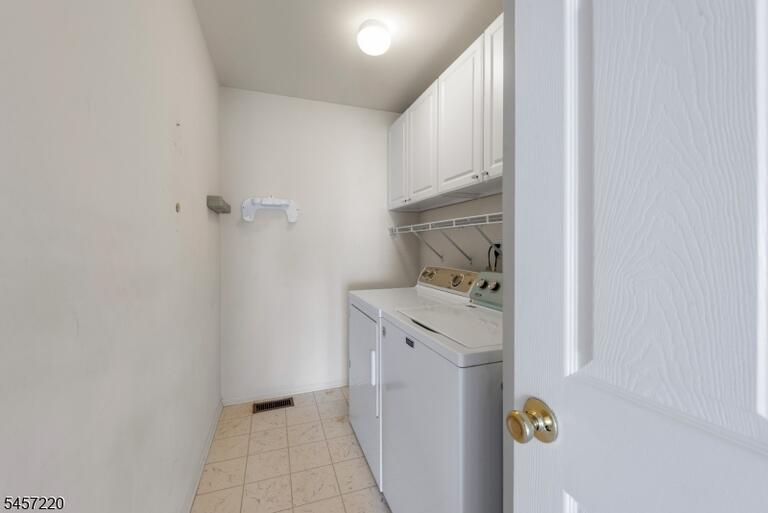Property listing MLS 4049708 photo 26